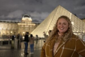 Mallory Layton Louvre, France