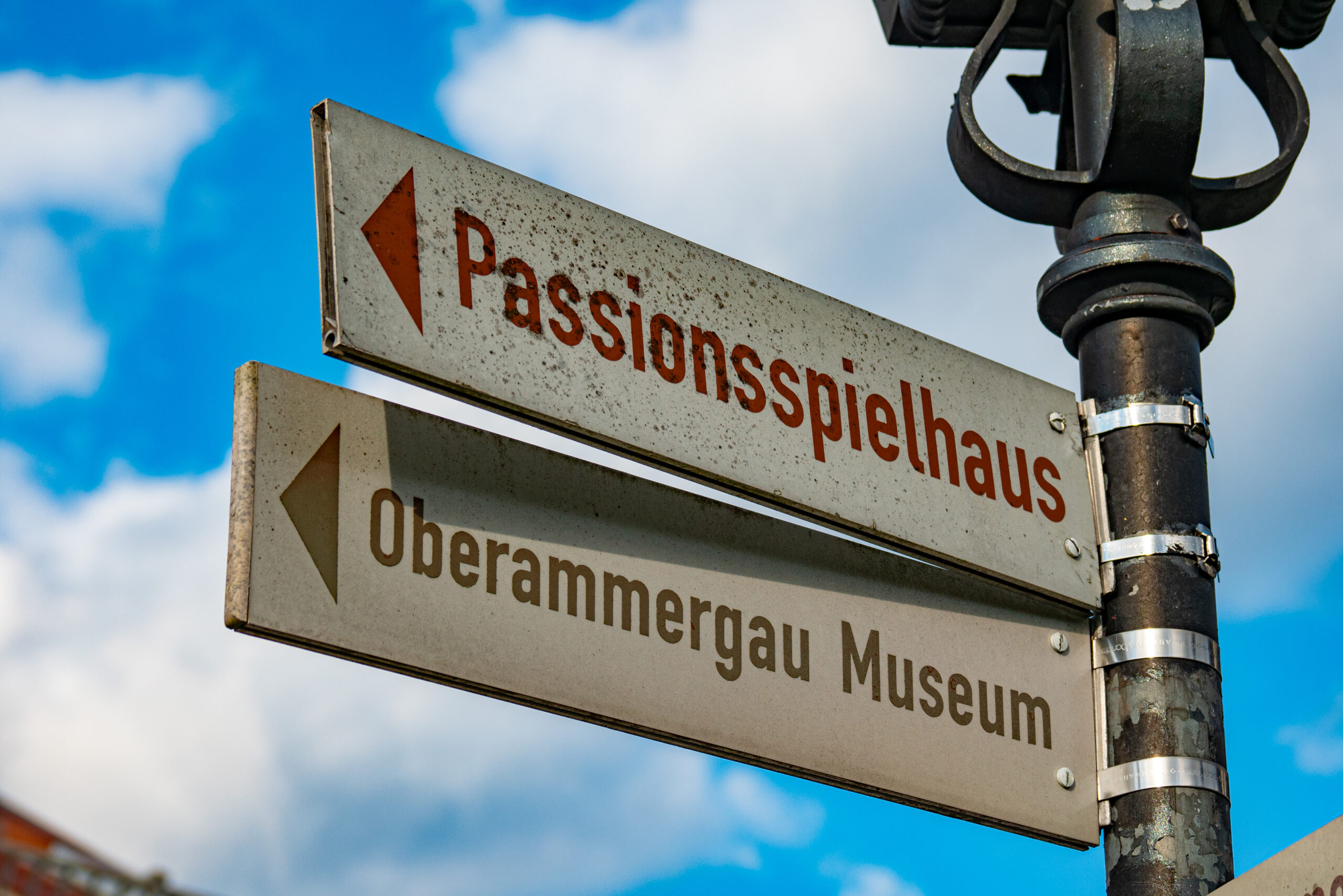 Direction Sign To Passion Play Theater And Museum In Oberammergau Germany Oberammergau Passion Play Tour